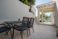 Apartment mit 2 Schlafzimmern und Meerblick