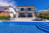 Villa MARIS with private pool - Bed and Breakfast Sveti Vid-Miholjice
