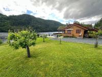 Lakefront Cabin on Vråvatn - B&B Kviteseid