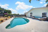 Plumeria Palms - Pool - Bike to Barefoot Beach - Bed and Breakfast Bonita Springs