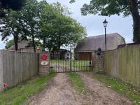 Fermain Lodge Countryside retreat, Peaceful Apartment with Gated Parking - B&B Ninfield