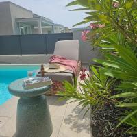 VILLA SOFIA Villa with Private Pool in Sirmione Lake Garda - Chambres d'hôtes San Martino della Battaglia