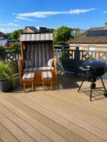 FeWo Auszeit eigene große Terrasse mit Strandkorb und Grill - B&B Wesel