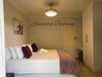 Small King or Twin Room