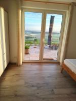Morgenrot Panorama Apartment 1 - Terrasse - B&B Gnotzheim