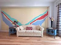 HUGE Family Home 3BR 3BA Sleeps 12 - B&B Port Colborne