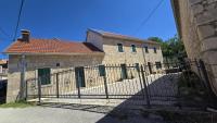 Old Stone House - Chambres d'hôtes Lovreć