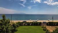 Peaceful Summer House 20m from the beach - B&B Alessandropoli