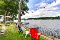 Dock & Sunset Views! Waterfront Thompson Getaway - Bed and Breakfast Thompson