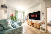 LUJO Proyector, Maquina Arcade, Wifi y patinetes - Ferienwohnung Oviedo