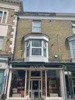 Flat B, 63 High Street, Ryde - B&B Ryde