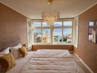 Modern comfort apartment with free parking - B&B Ålesund