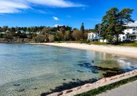 Sea View Home Fevik - B&B Grimstad