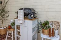 Salt & Myrtle - Designer Retreat Steps to Beach - B&B Seacliff