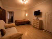 Apartment near Cathedral Square - Ferienwohnung Odessa