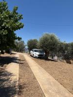 Δωμάτια Εξοχή-With fireplace and view to the sea - B&B Elíki