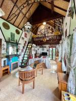 Cozy Private Vintage Cottage near Lake - Bed and Breakfast Bedegul