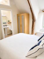 Charming Sea view Apt, 2 min to SEA & FREE parking, small dog - B&B Lyme Regis