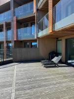Apartment close to city center with 65 m2 balcony - Chambres d'hôtes Bergen