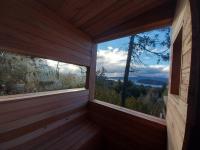 Refugio de bosque con Jacuzzi en terraza y Vista panorámica al lago - B&B Bariloche