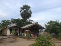 Thambili cabanas whisky point - B&B Arugam Bay