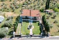 Jeanne George Estate - Ferienwohnung Steíri