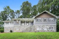 HUGE Home with 8 beds , Sleeps 12 25 mins from downtown - B&B Lilburn