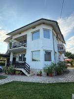 Къща за гости Шишкови - B&B Shabla