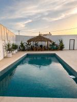 Villa blanca - B&B El Mgarsa