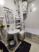 ул Жамбыла 151 Комфортная, стильная 3-х комнатная квартира - B&B Karagandy