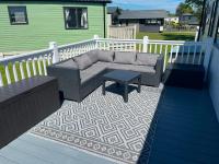 Derwent View Luxury Lake Side Caravan Home - B&B Port Carlisle