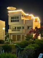 Sea and Pool View Deluxe Chalet - Prime Location - B&B El Alamein