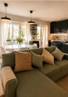 Lugano Suite 2BR Lake Path Free Garage Sleeps 6 - Bed and Breakfast Lugano