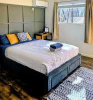 Queen Room with Garden View