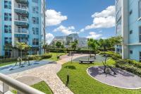 Holiday 2BR Apartment Hotel with Sea View near Airport, City of Dreams, MOA, and beside Okada - B&B Manila