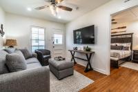 The Captain's Quarters on Ocean Drive Sleeps 4 - B&B Corpus Christi