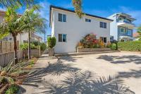 Walk to Beach & Bay, Stylish PB 2BR, Fireplace - B&B San Diego