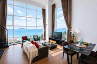 Georgetown Seaview Duplex 2BR for 6 Guests at Maritime Suites 073A - B&B George Town