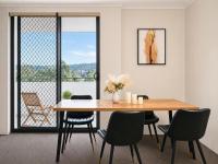 Prime Sydney 3BR - Pool,Gym 2 Parking with Balcony - B&B Sídney