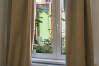 Stylish 1BR Apt, with Living Room in Central Ghent with WiFi & TV - Chambres d'hôtes Gand