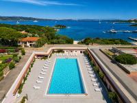 Sea View Two Bedroom CB and G with Pool 200m from the Beach - Chambres d'hôtes Baja Sardinia