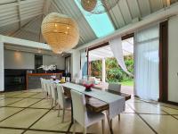 Pure Villa Bali by Nagisa Bali - B&B Dalung