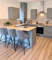 Brand New Sleeps 7 Beach & River only 5 minutes away - Ferienwohnung Bournemouth
