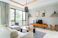 Hikari Hill View Villa 7 Bedrooms With a Private Swimming Pool and a Billiard Table - Ferienwohnung Bandung