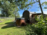 Lincoln Luxury Bespoke Fishing pod-Woodlands Fisheries - Chambres d'hôtes Spilsby