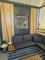 Mobil House ,,Kučica POMALO,, - B&B Drage