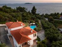 Ambelos Village Seaview and Pool Villas - Chambres d'hôtes Néos Marmarás