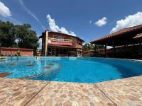 DOLCE VITA Къща за гости и партита - B&B Skravena