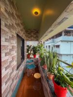 Aaroma Homez AC Studio Balcony - Bed and Breakfast Sukhani