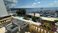 La verita 1 st line with balcony - B&B Opatija